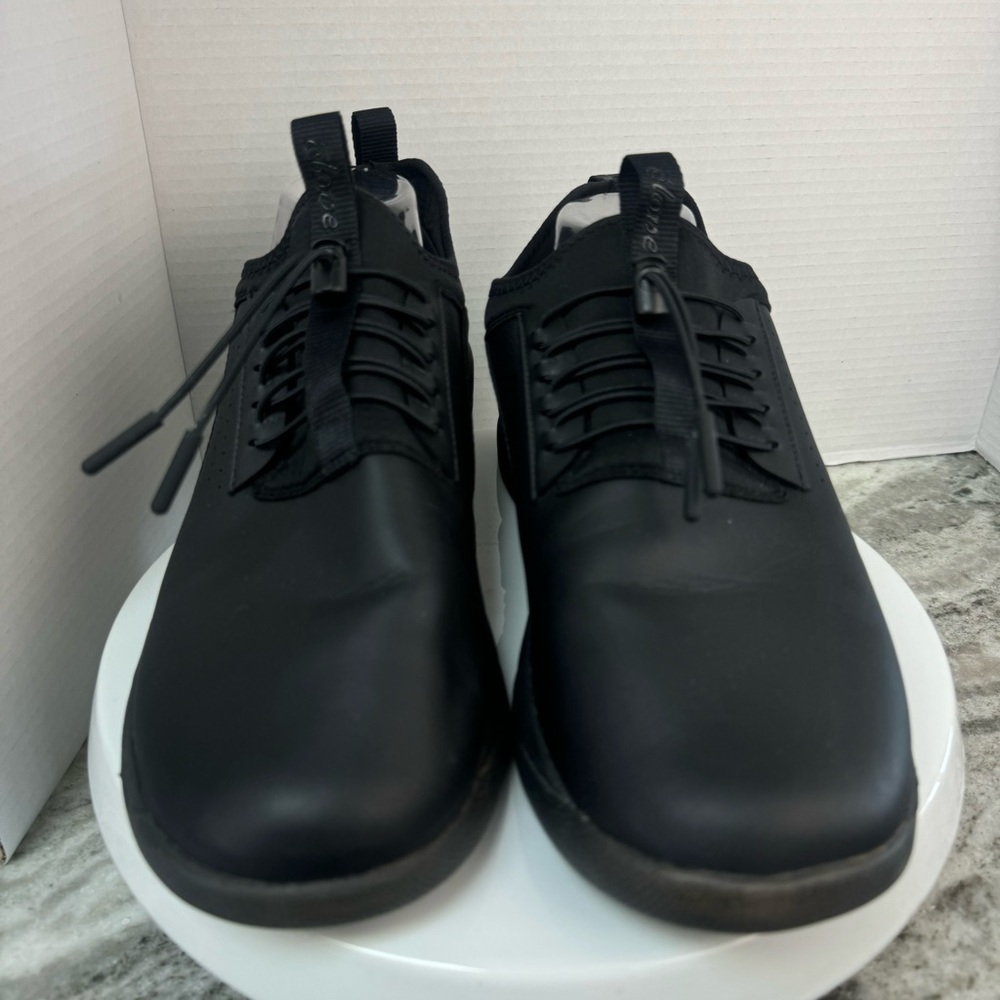 Clove Nurse Shoes Nursing Sneakers Fluid Resistant All Black M12